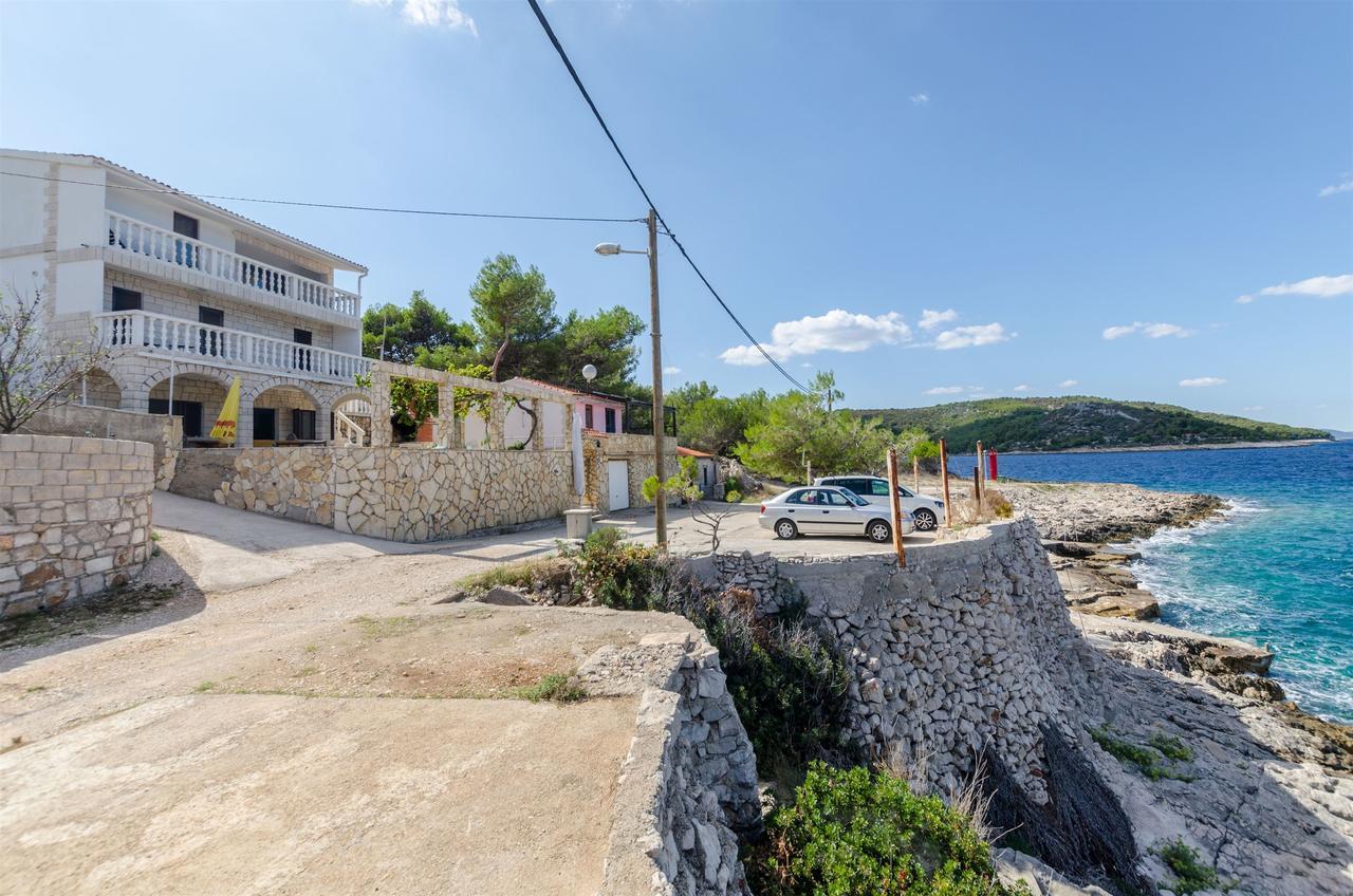 Apartment Barba Rogač エクステリア 写真