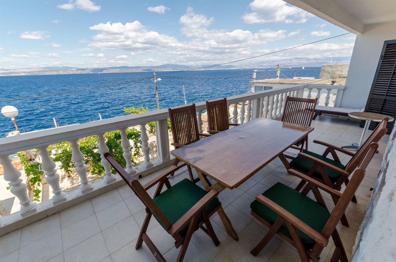 Apartment Barba Rogač エクステリア 写真